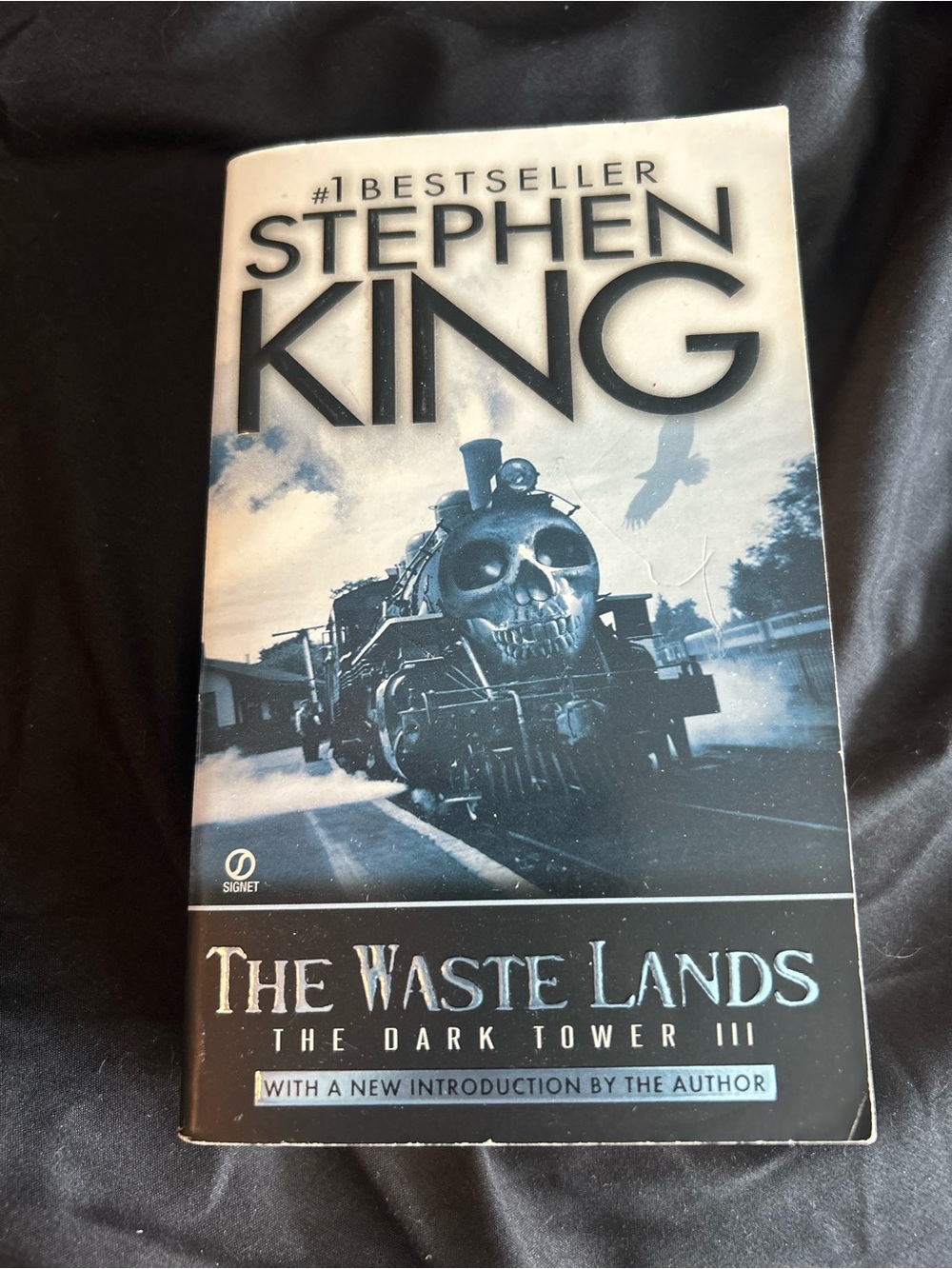 Stephen King The Waste Lands Paperback - Black/Cream Cover